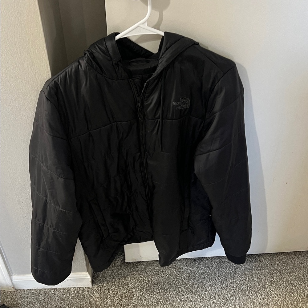 The North Face women’s Black Puffer Jacket